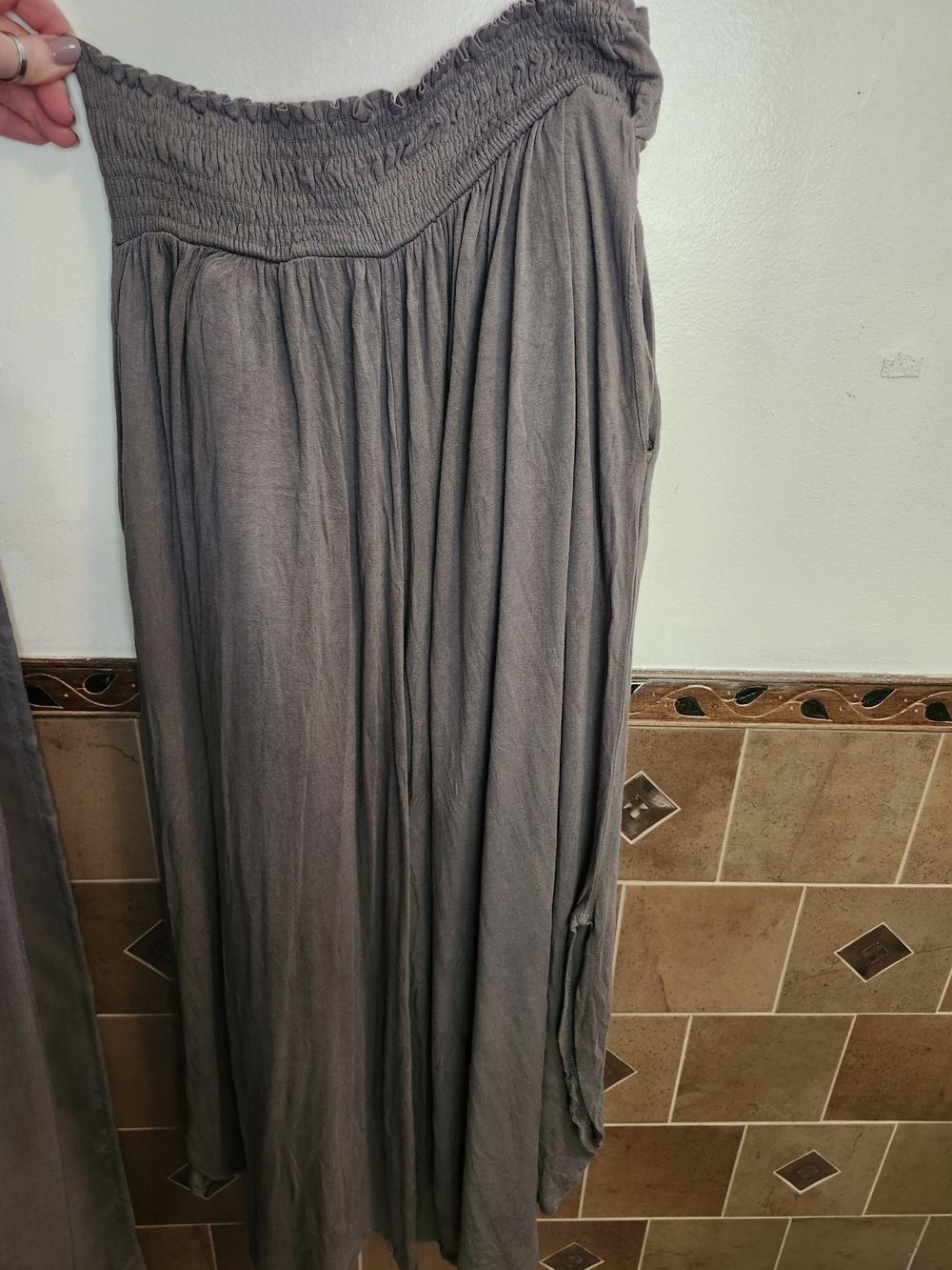Women's Grey Gaucho Pants - Elastic Waist
